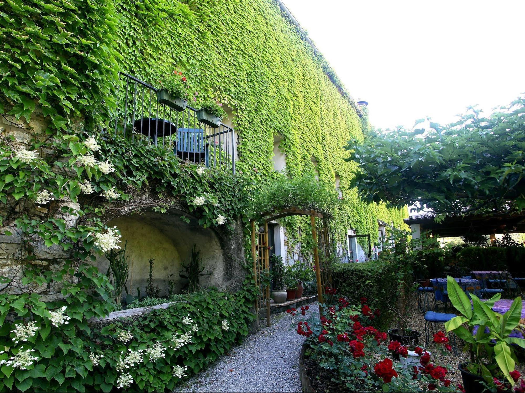 Logis Hotel Restaurant Les Norias Cazilhac  Exterior foto