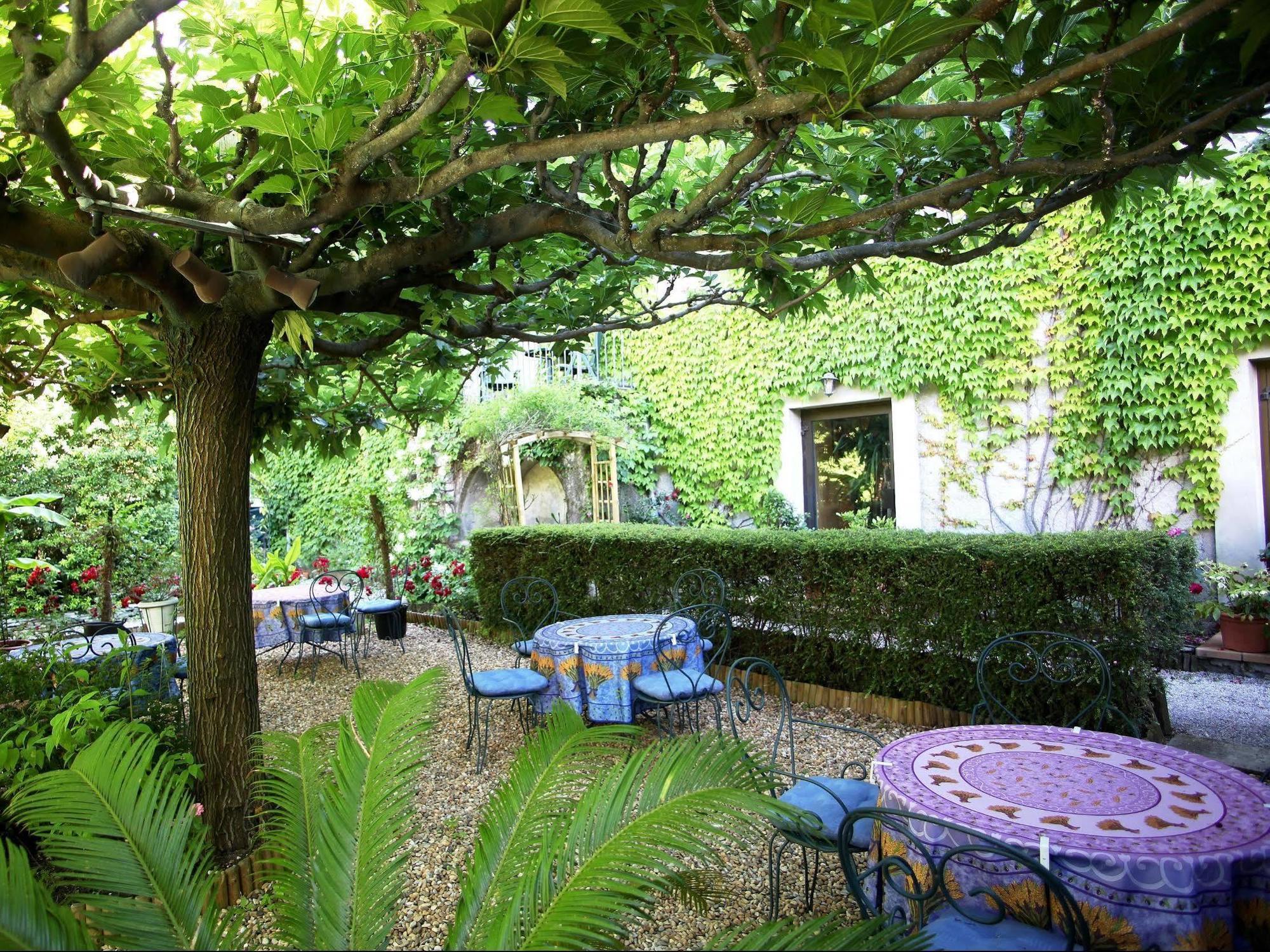 Logis Hotel Restaurant Les Norias Cazilhac  Exterior foto